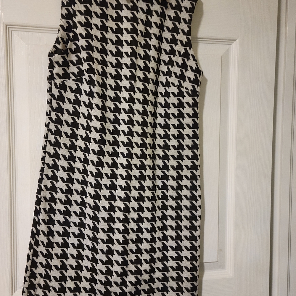 Heavy duty jacquard. Sleeveless dress, by Atmosphete, 🇬🇧
